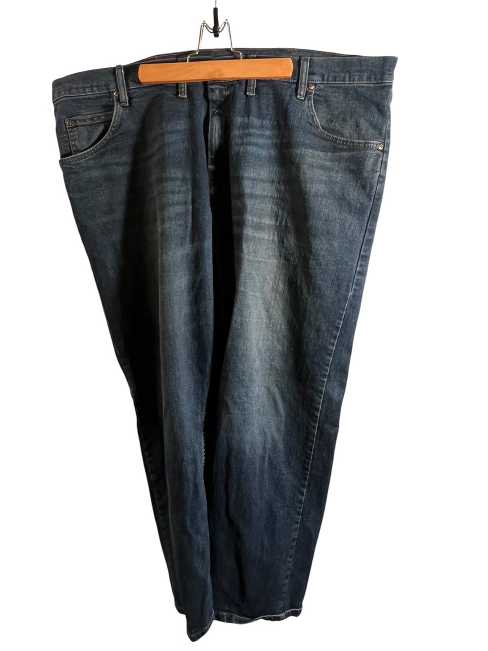 Wrangler Men’s Size 46x30 Relaxed Jeans Medium Wash Stretch Cotton P7FXWXD